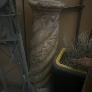 Pedestal de mármol de mármol travertino